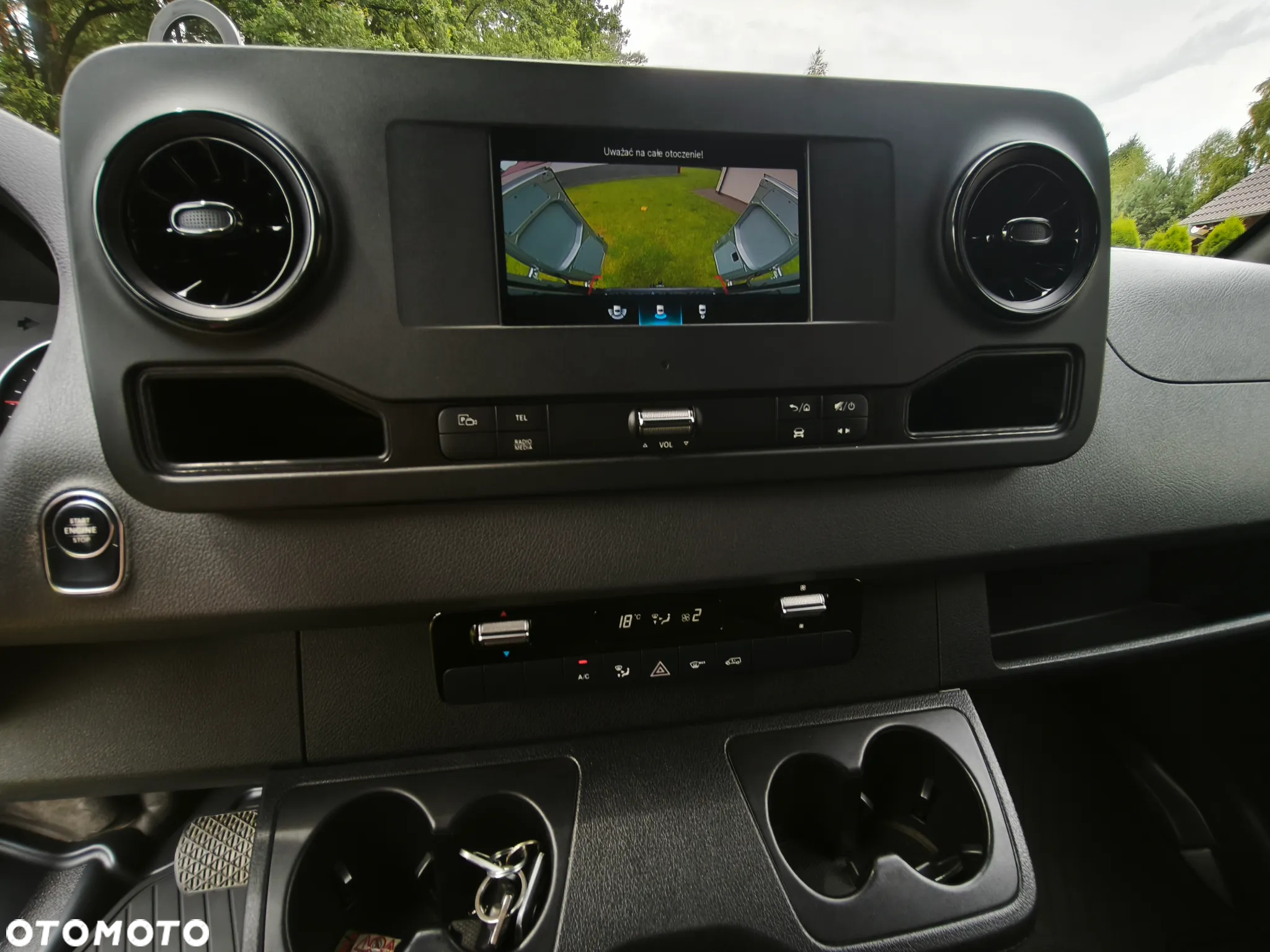 Mercedes-Benz Sprinter - 20
