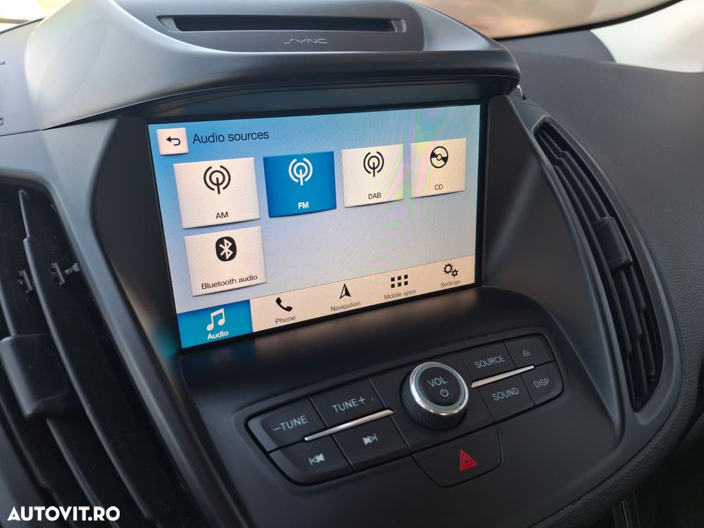Ford Kuga - 22