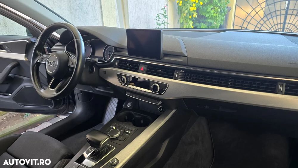 Audi A4 2.0 TDI ultra S tronic - 3