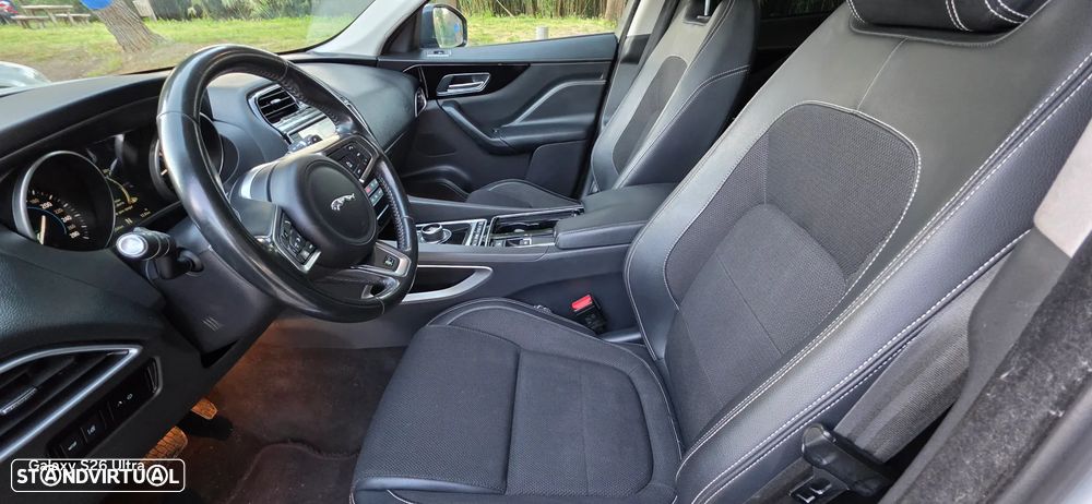 Jaguar F-Pace 2.0 i4D R-Sport Aut. - 12