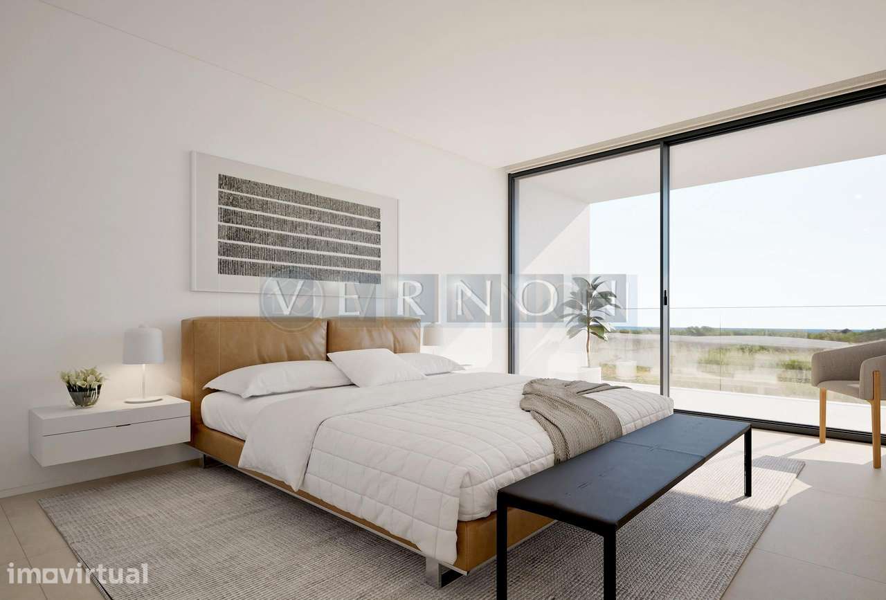 Moradia T4 de luxo com piscina e garagem na primeira linha de mar em P - Grande imagem: 5/12