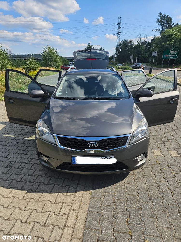 Kia Ceed 1.6 Comfort + - 12