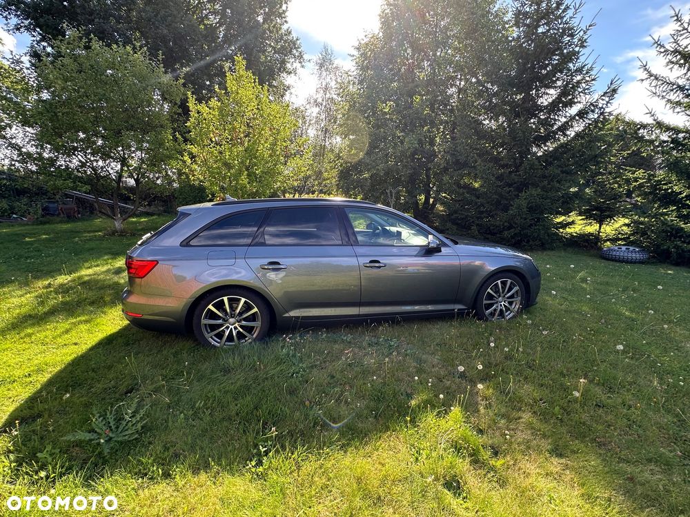 Audi A4 Avant 2.0 TDI S tronic - 4