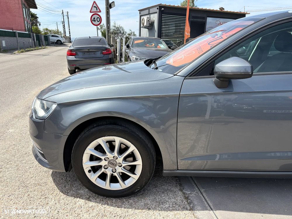 Audi A3 Sportback 1.6 TDI Attraction - 4