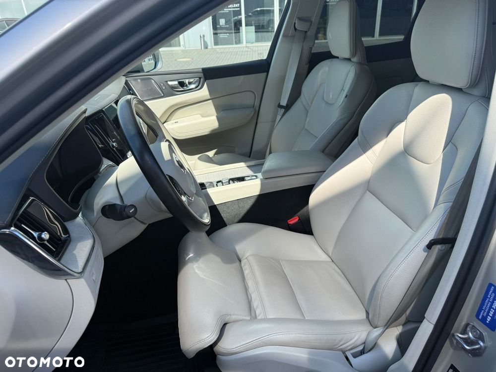 Volvo XC 60 - 11