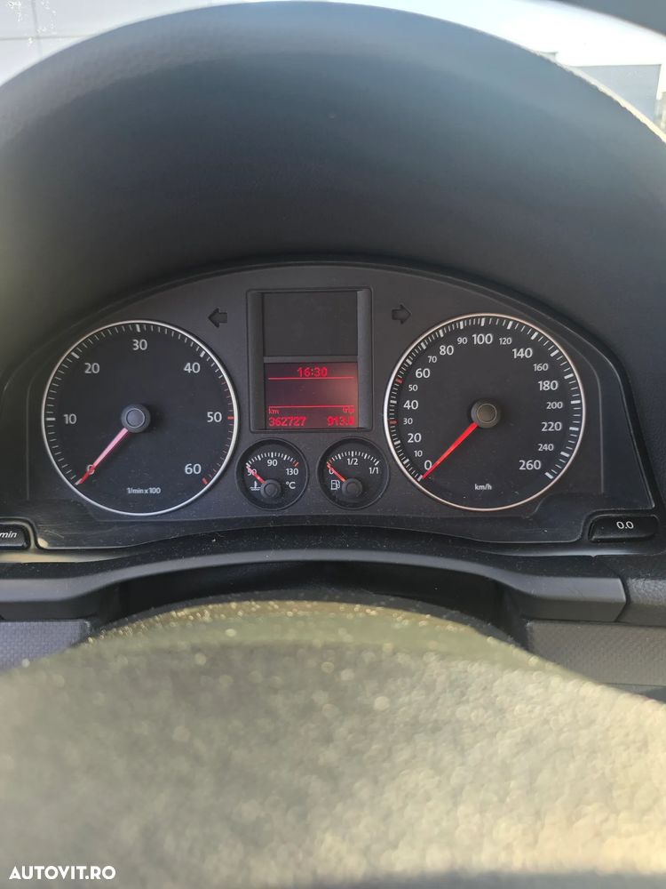 Volkswagen Golf - 9
