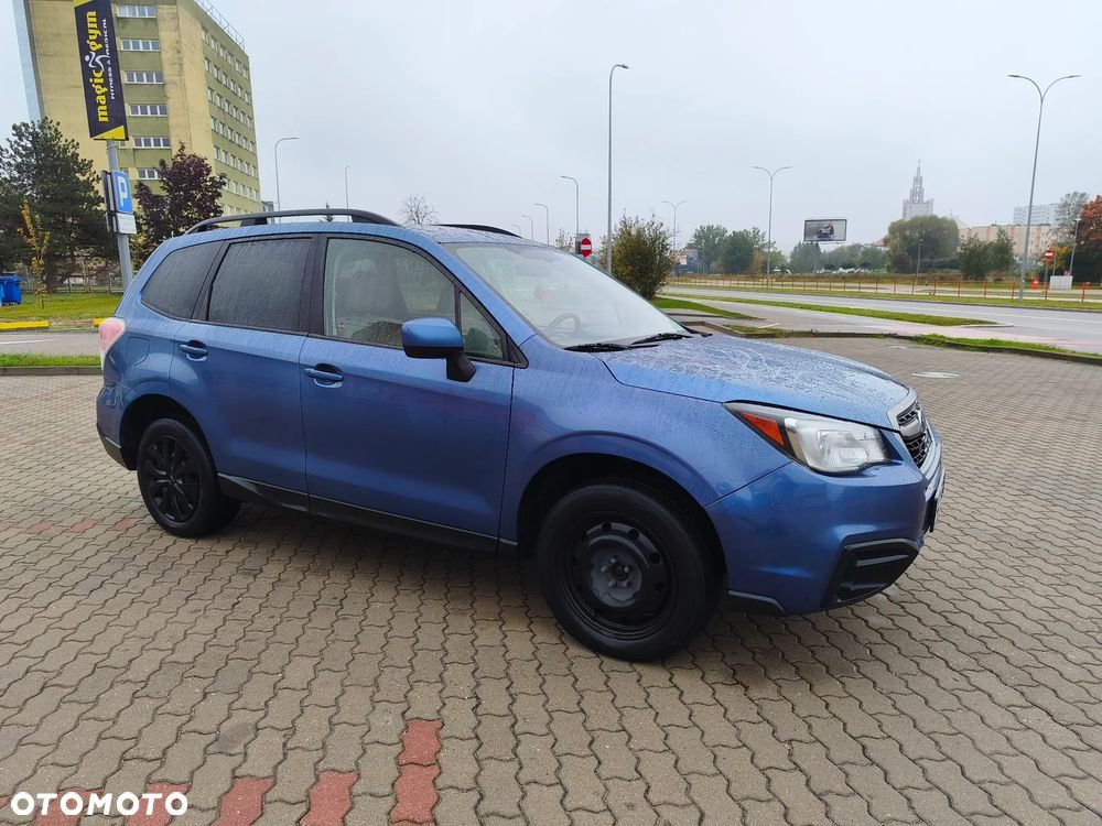 Subaru Forester 2018 photo 3