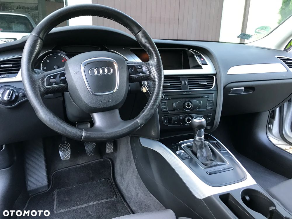 Audi A4 Avant 2.0 TDI DPF Ambiente - 35