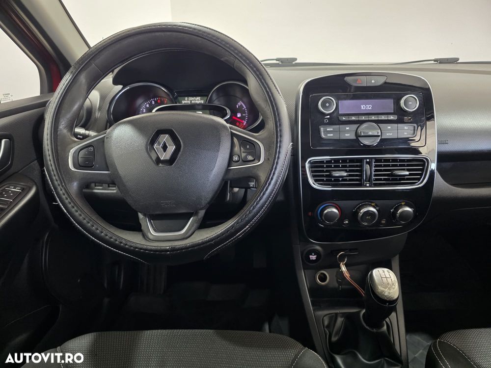 Renault Clio 1.2 Life - 4