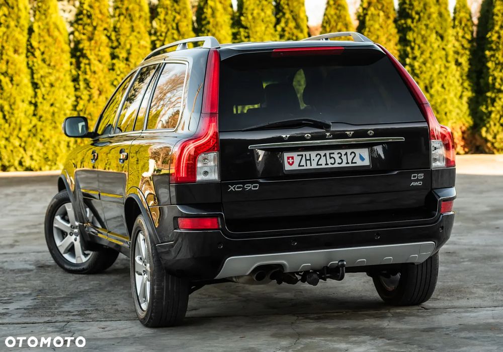 Volvo XC 90 D5 AWD R-Design - 8