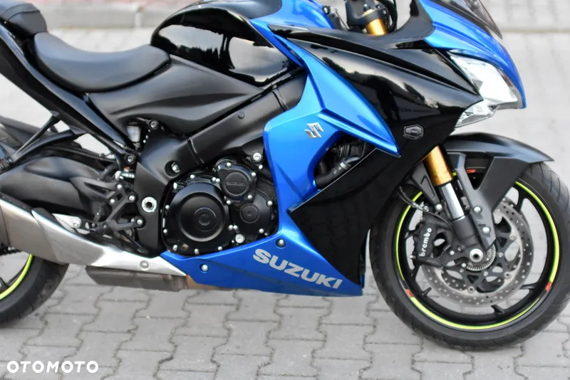Suzuki GSX 1000 - 8