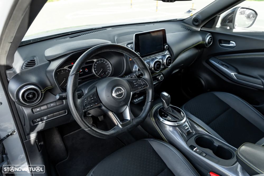 Nissan Juke 1.0 DIG-T DCT Kiiro - 23