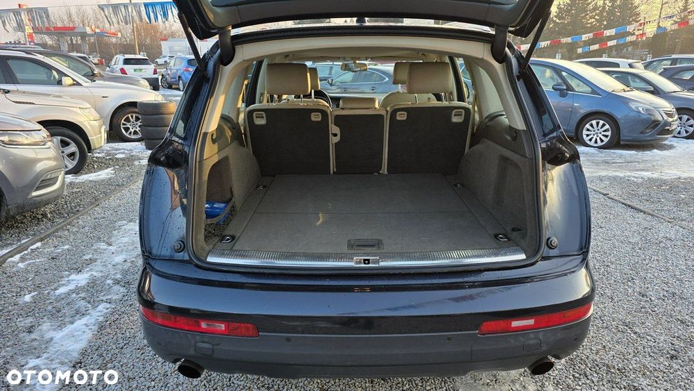 Audi Q7 - 24