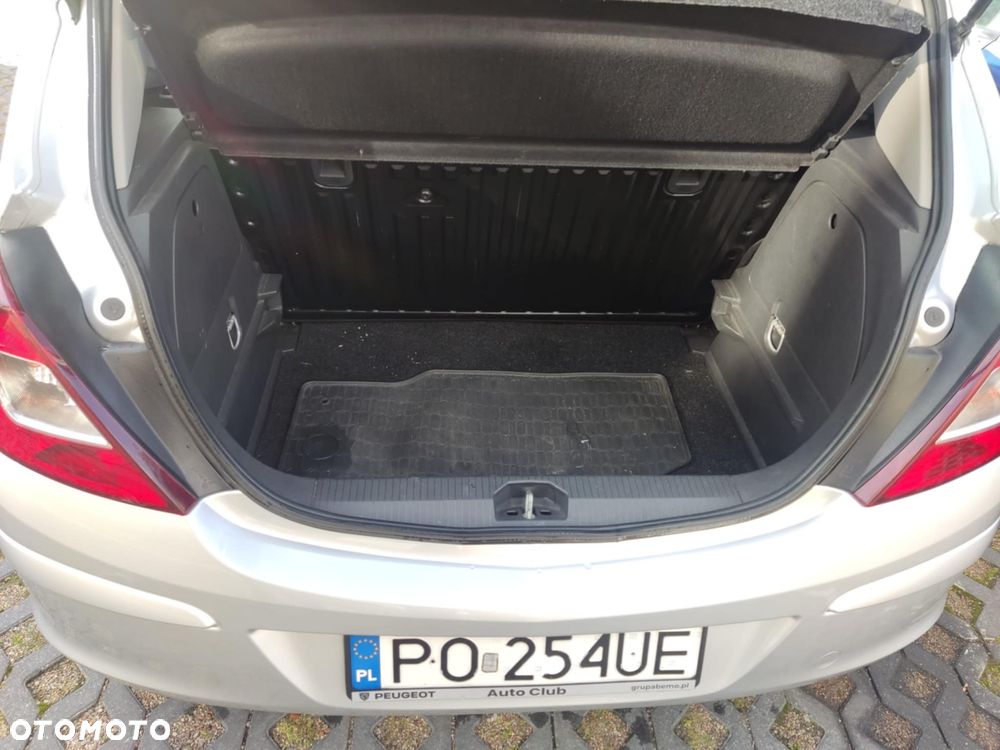 Opel Corsa 1.0 12V Essentia - 3