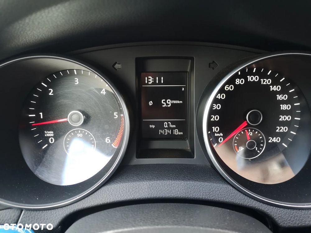 Volkswagen Golf 1.6 TDI DPF Trendline - 15