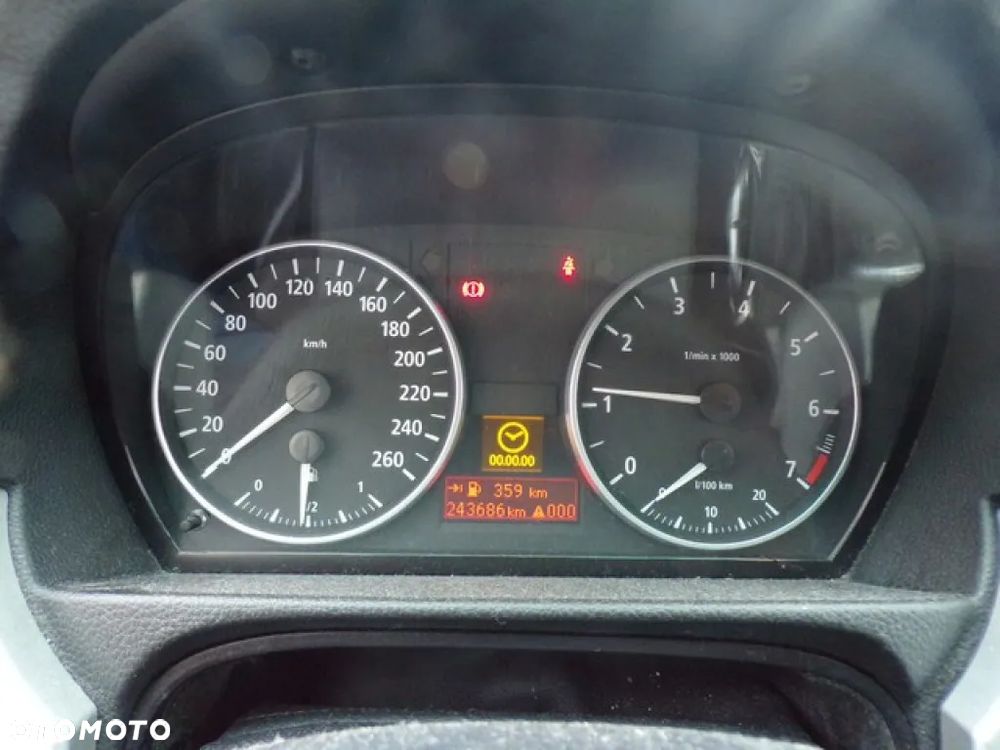 Części - BMW E91 2.0i KOMBI 06R - 7