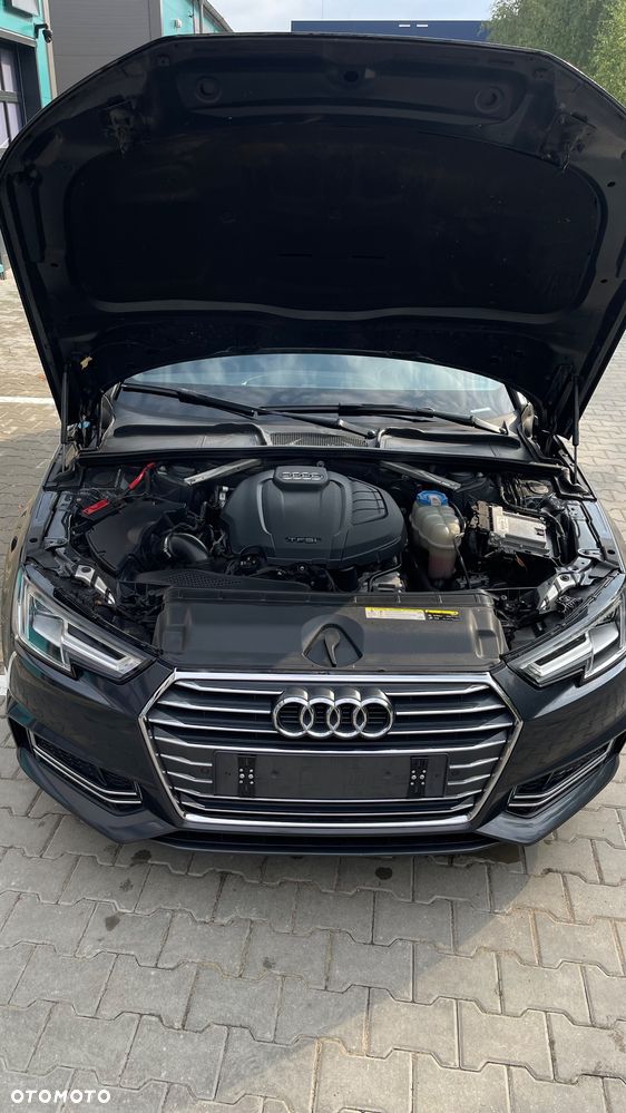 Audi A4 2.0 TFSI ultra S tronic - 27