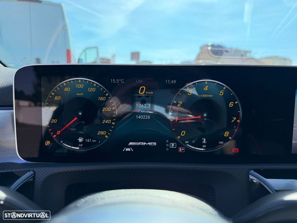 Mercedes-Benz A 35 AMG 4Matic Speedshift DCT 7G - 22