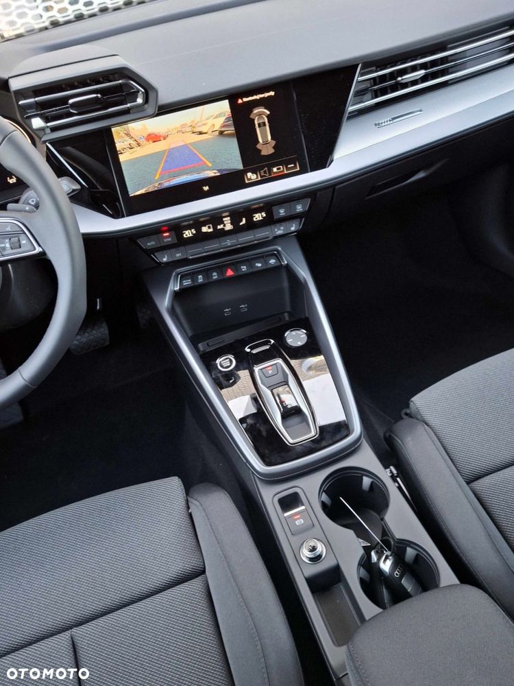 Audi A3 Sportback - 21