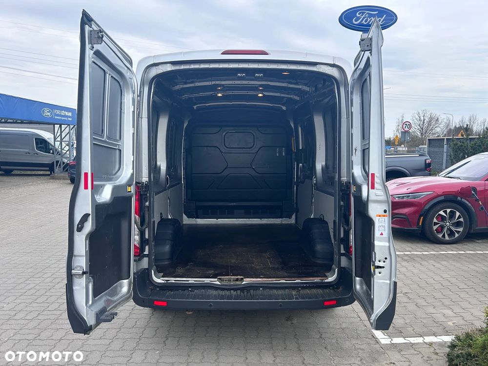 Ford Transit - 8