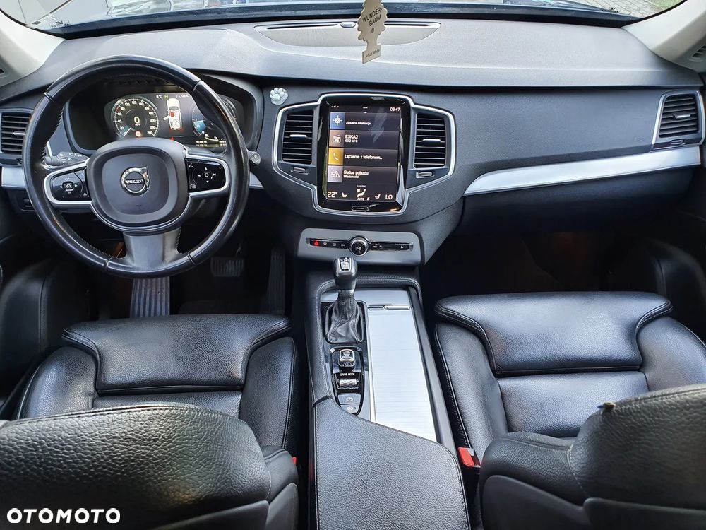 Volvo XC 90 D5 AWD Momentum 7os - 16