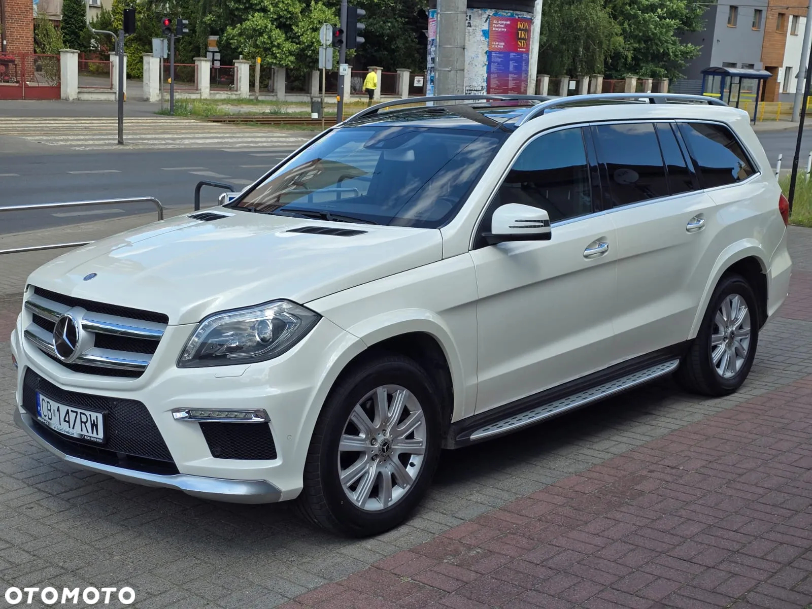 Mercedes-Benz GL 350 BlueTec 4-Matic - 2