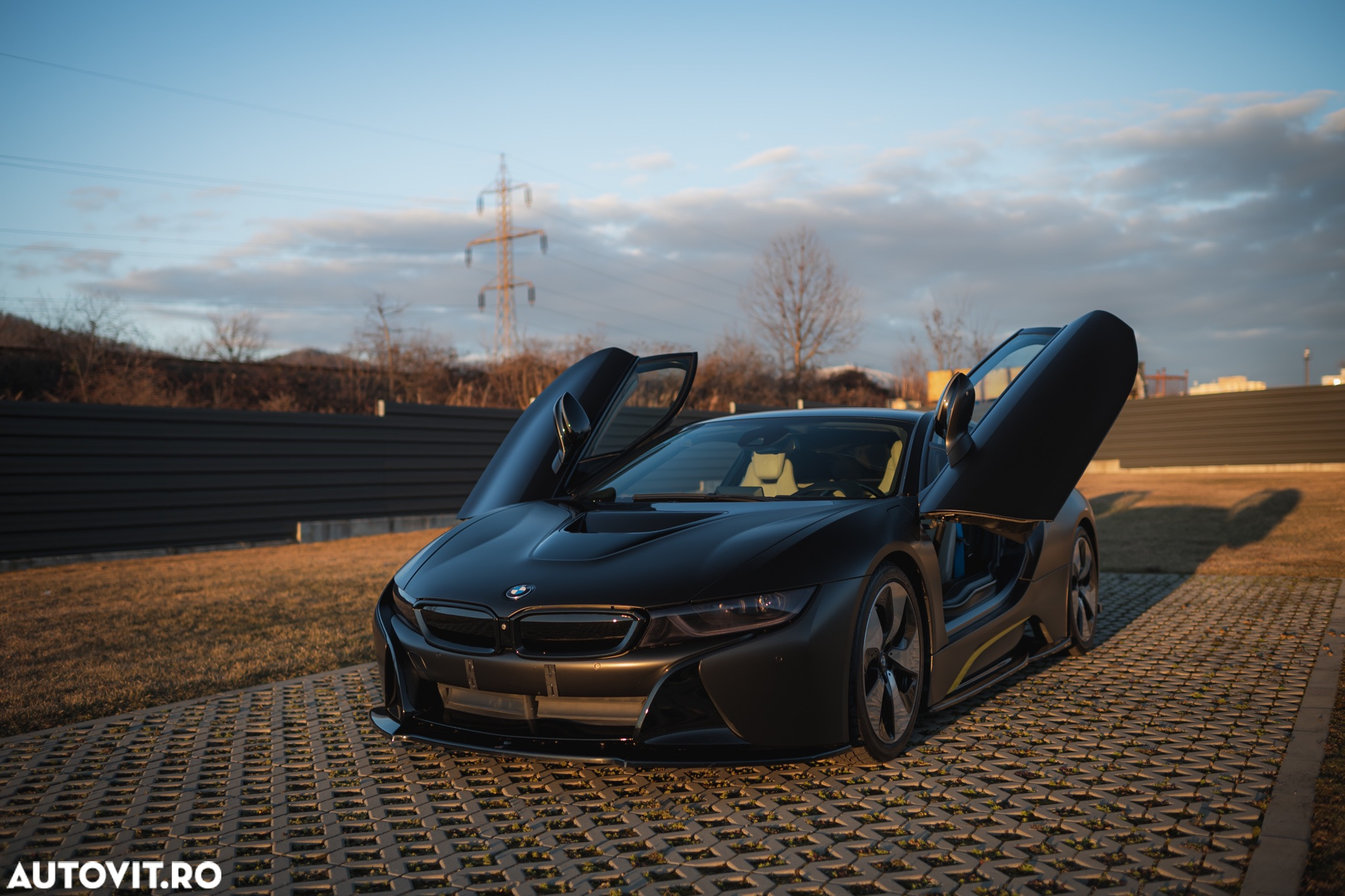 BMW i8 Coupe - 10