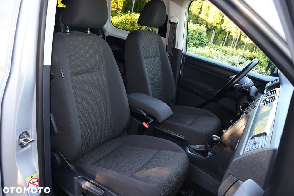 Volkswagen Caddy 2.0 TDI Comfortline DSG - 7