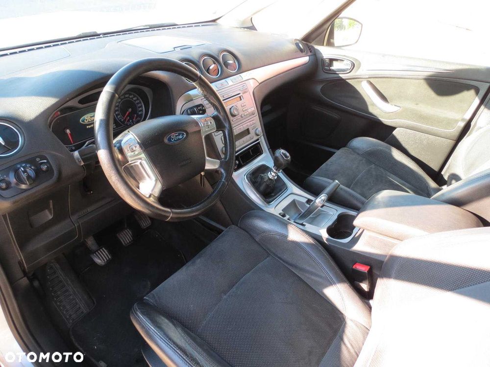 Ford S-Max - 7
