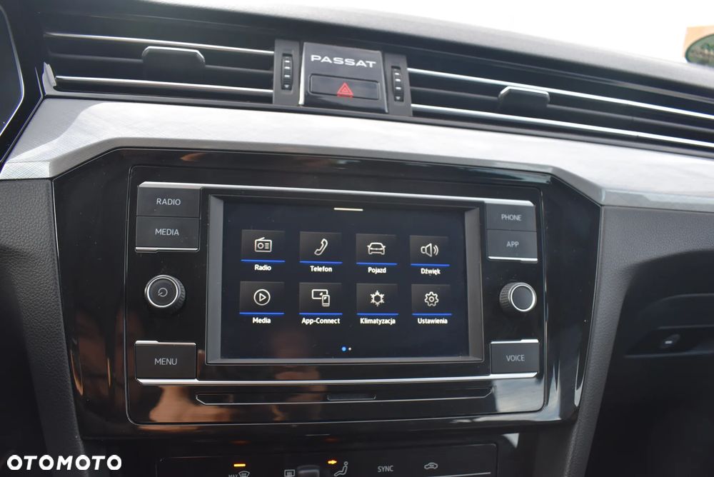 Volkswagen Passat 2.0 TDI EVO Business DSG - 30
