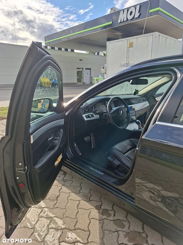 BMW Seria 5 520d - 16