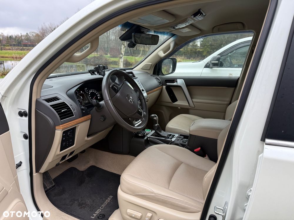 Toyota Land Cruiser 2.8 D-4D Automatik Executive - 10