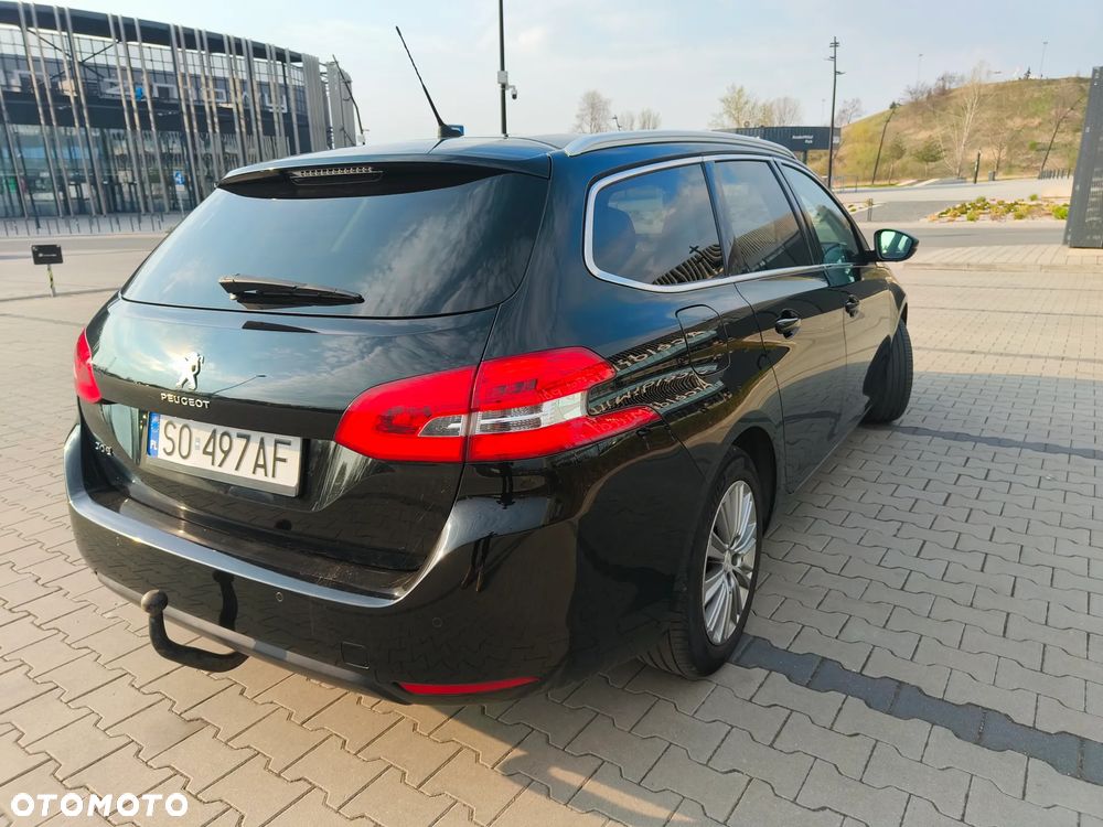 Peugeot 308 BlueHDi FAP 130 EAT8 Stop & Start Allure - 4