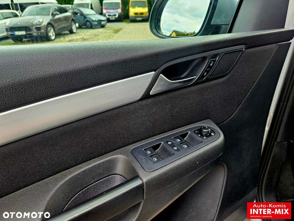 Volkswagen Sharan - 24