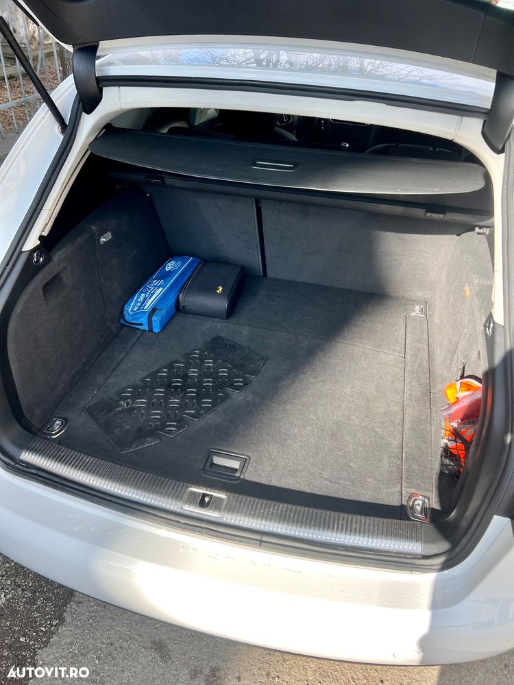 Audi A4 2.0 TDI Avant - 9