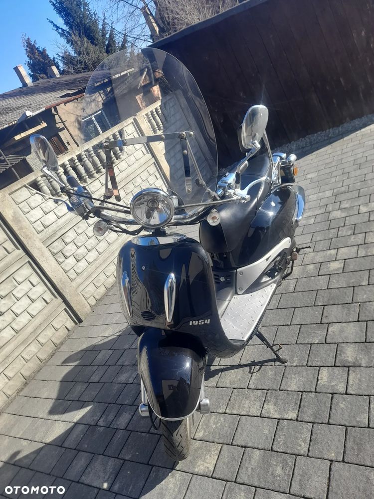 Moto Magnus Retro - 1