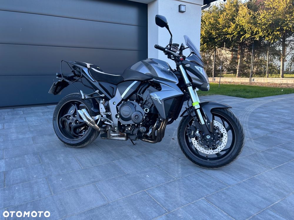 Honda CB - 4