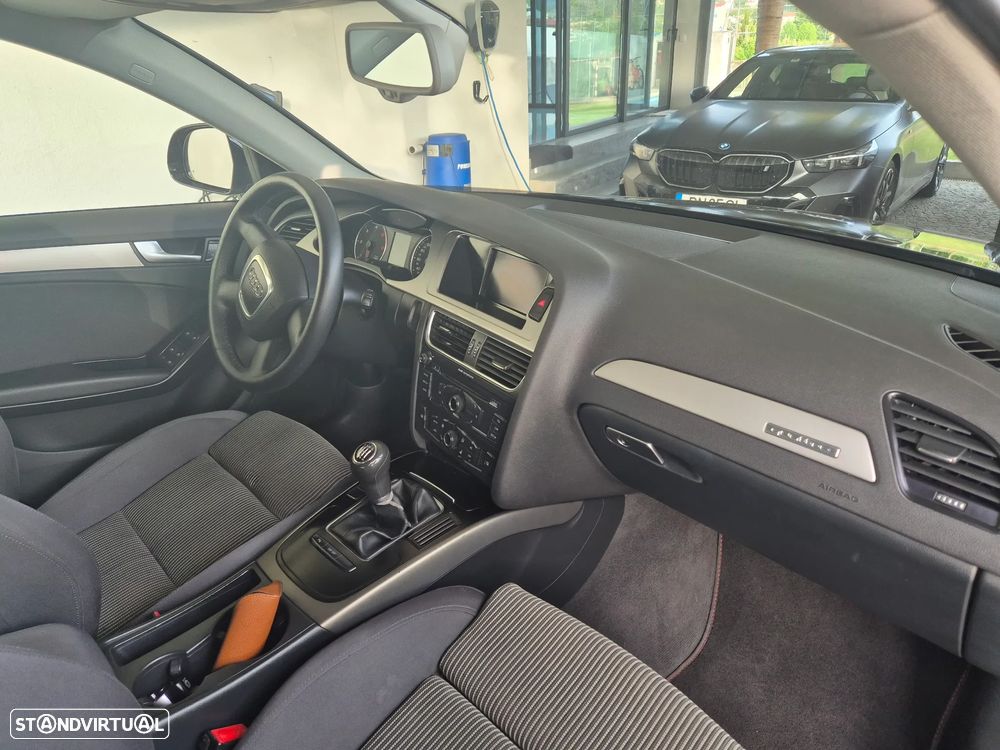 Audi A4 Avant 2.0 TDI Sport - 9