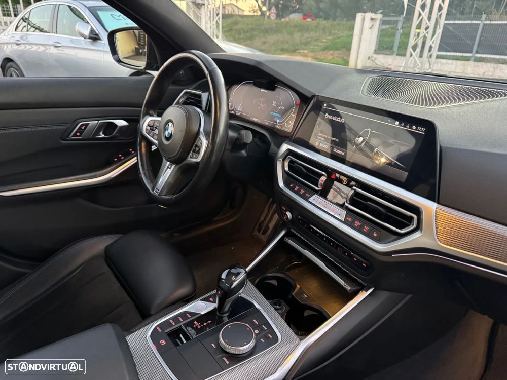 BMW 330 e Pack M Auto - 12