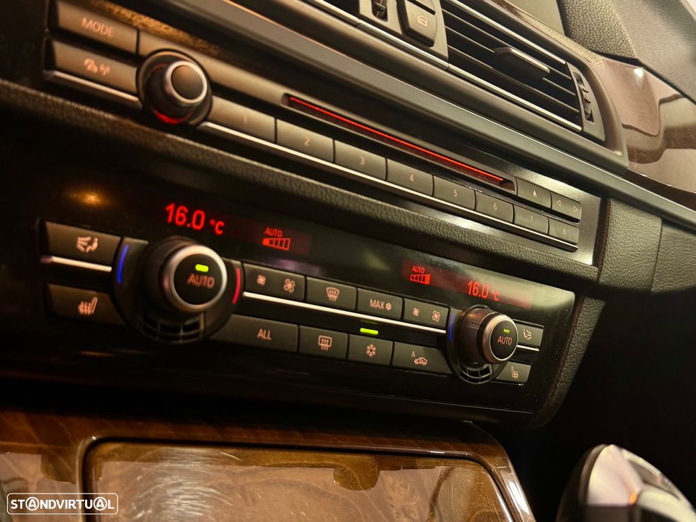 BMW 525 d Exclusive Auto - 12