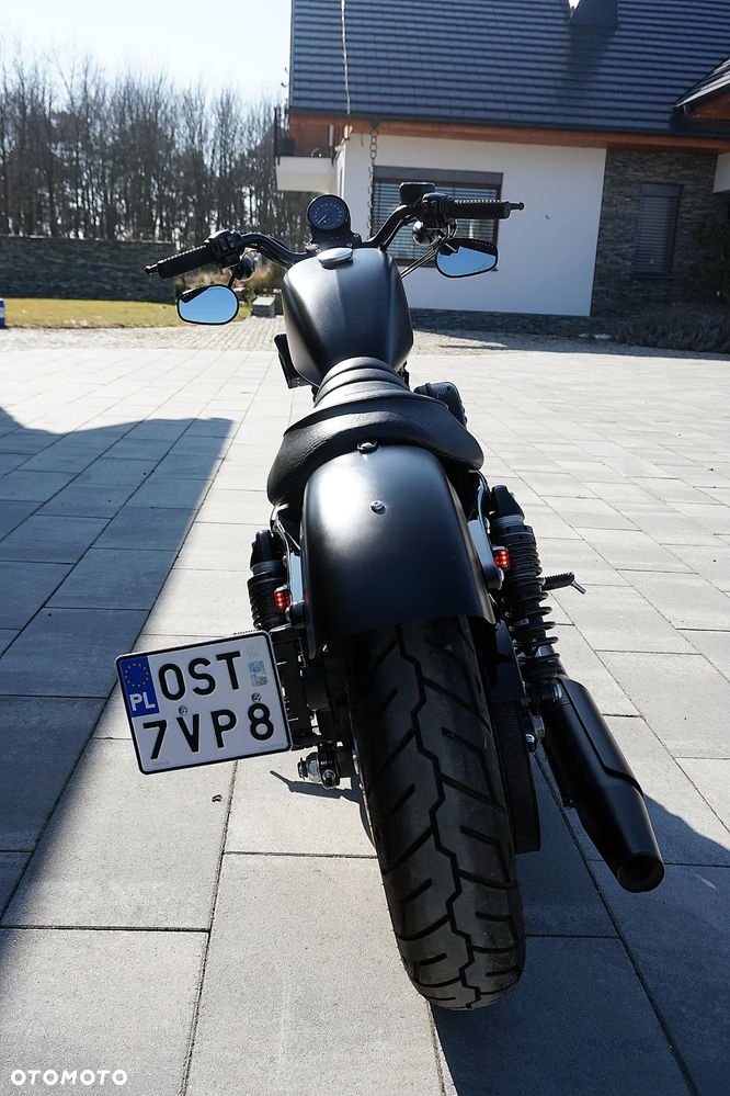 Harley-Davidson Sportster Iron 883 - 11