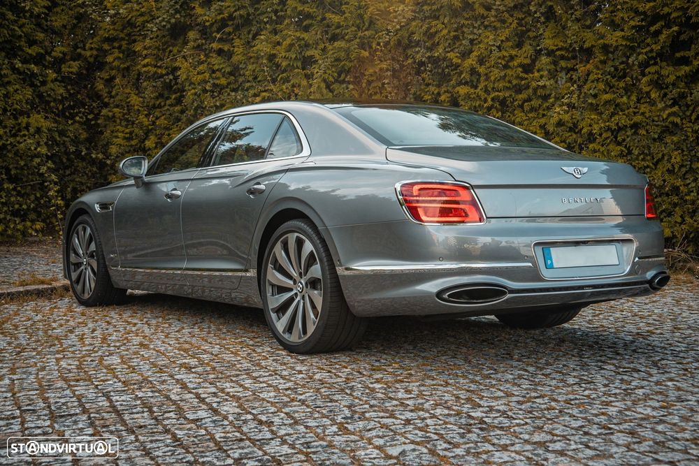 Bentley Flying Spur W12 - 28