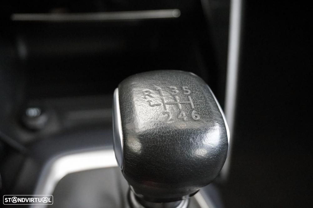 Peugeot 2008 1.2 PureTech Allure - 29