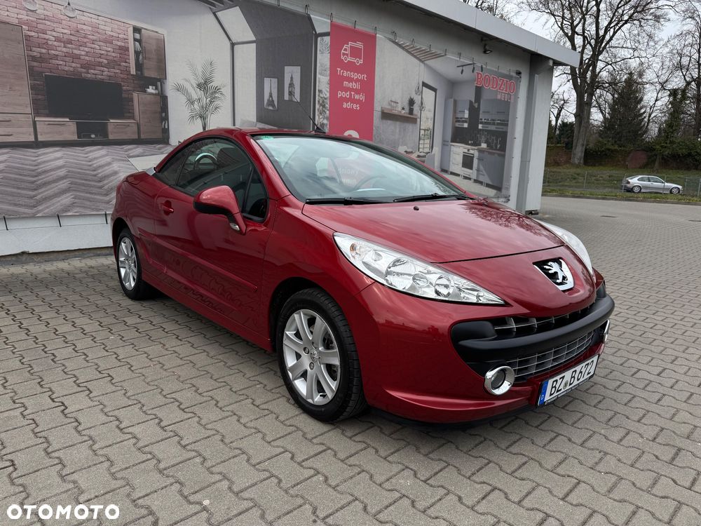 Peugeot 207 CC - 2