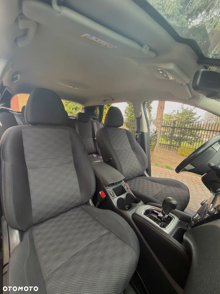 Nissan Qashqai 1.6 DCi N-Connecta Xtronic EU6 - 10