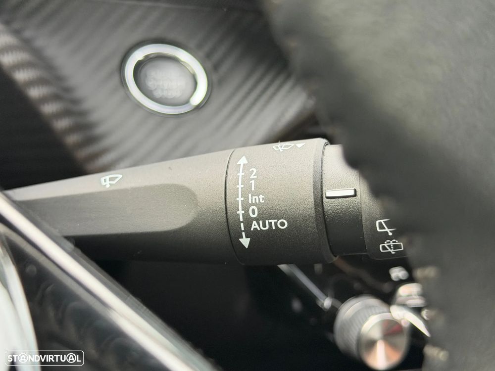 Peugeot e-2008 50 kWh Allure Pack - 10