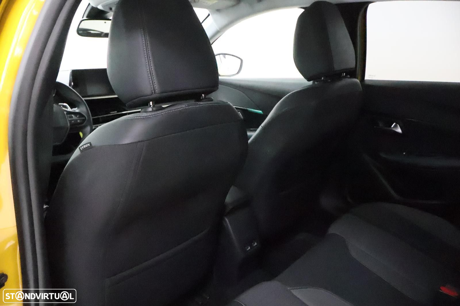 Peugeot 208 1.2 PureTech Allure EAT8 - 28
