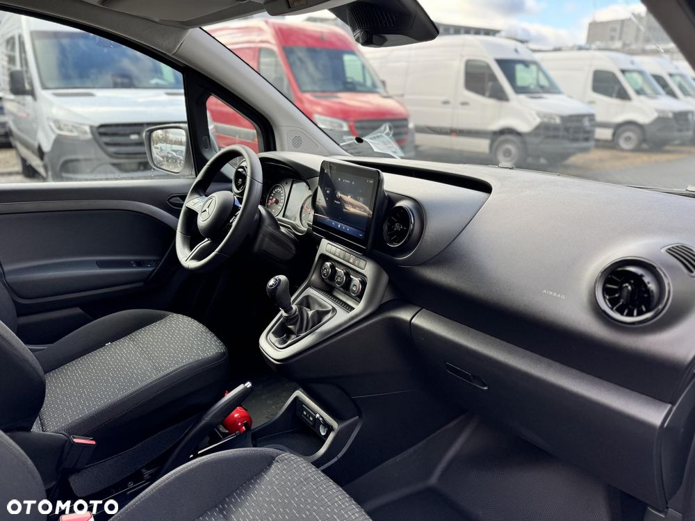 Mercedes-Benz Citan - 11