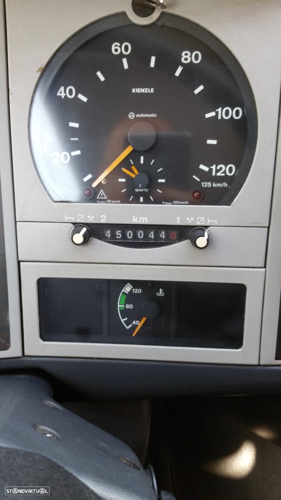 MAN L2000 caixa fechada - 7