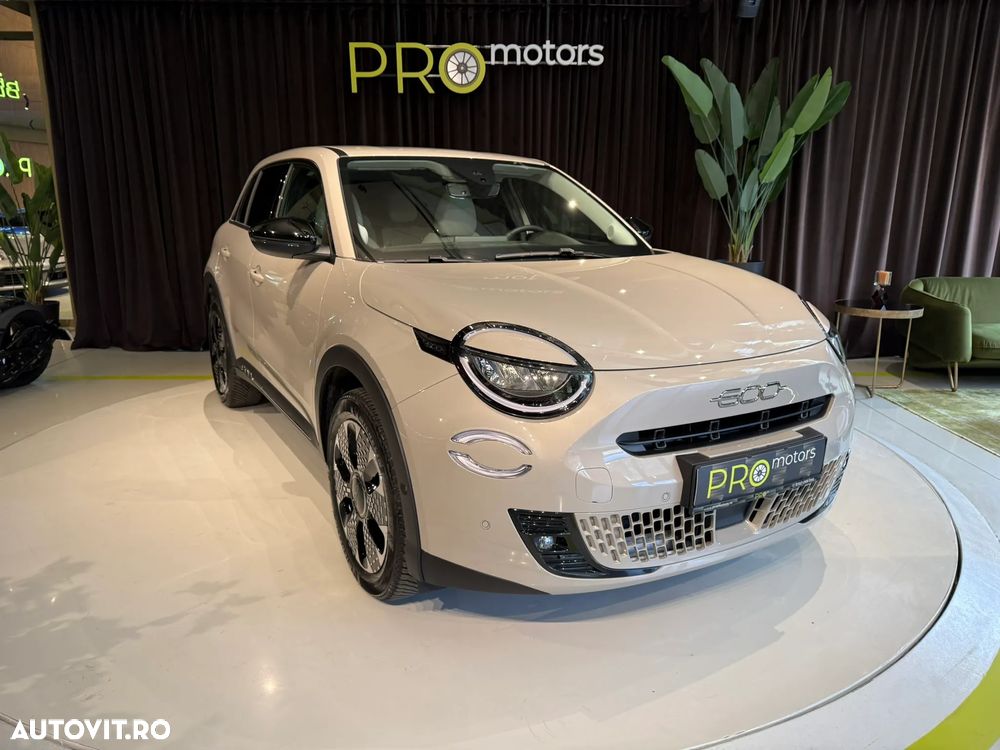 Fiat 600 HYBRID 100 kW 125 Jahre Edition - 2